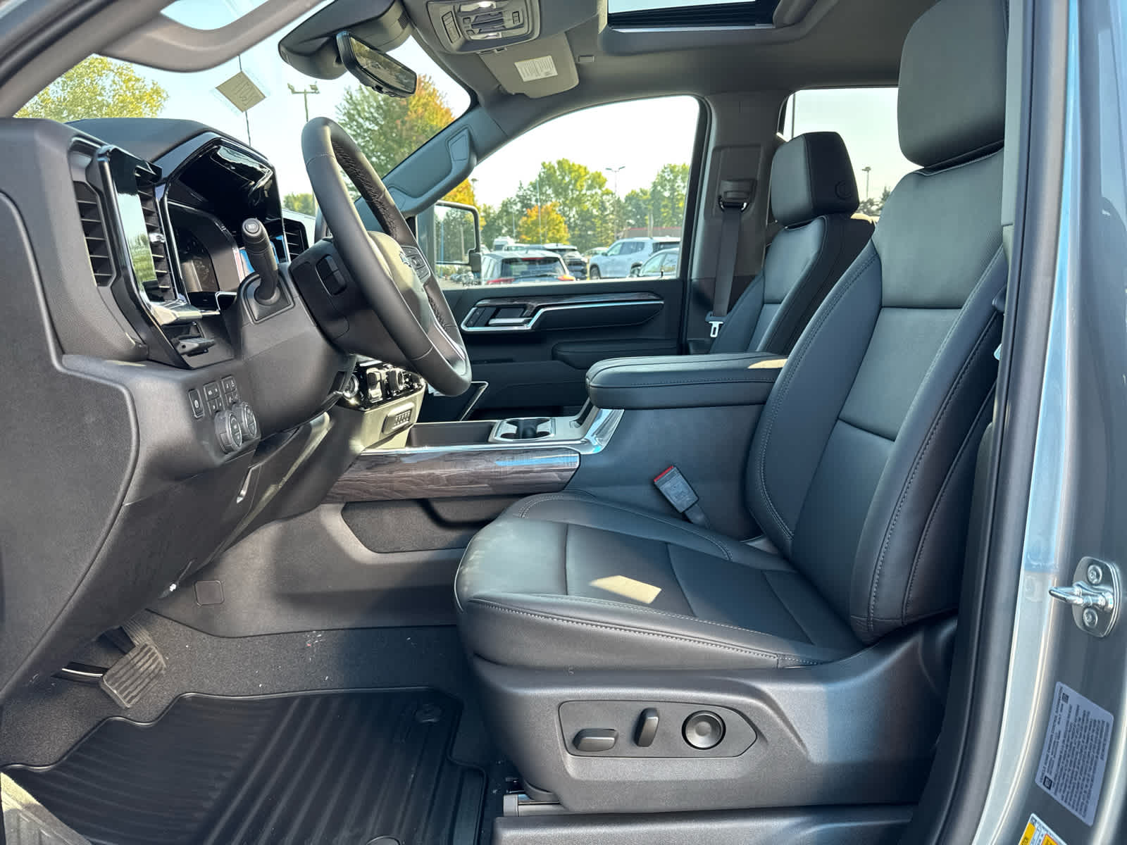 2026 Chevrolet Silverado 2500HD LTZ photo 18
