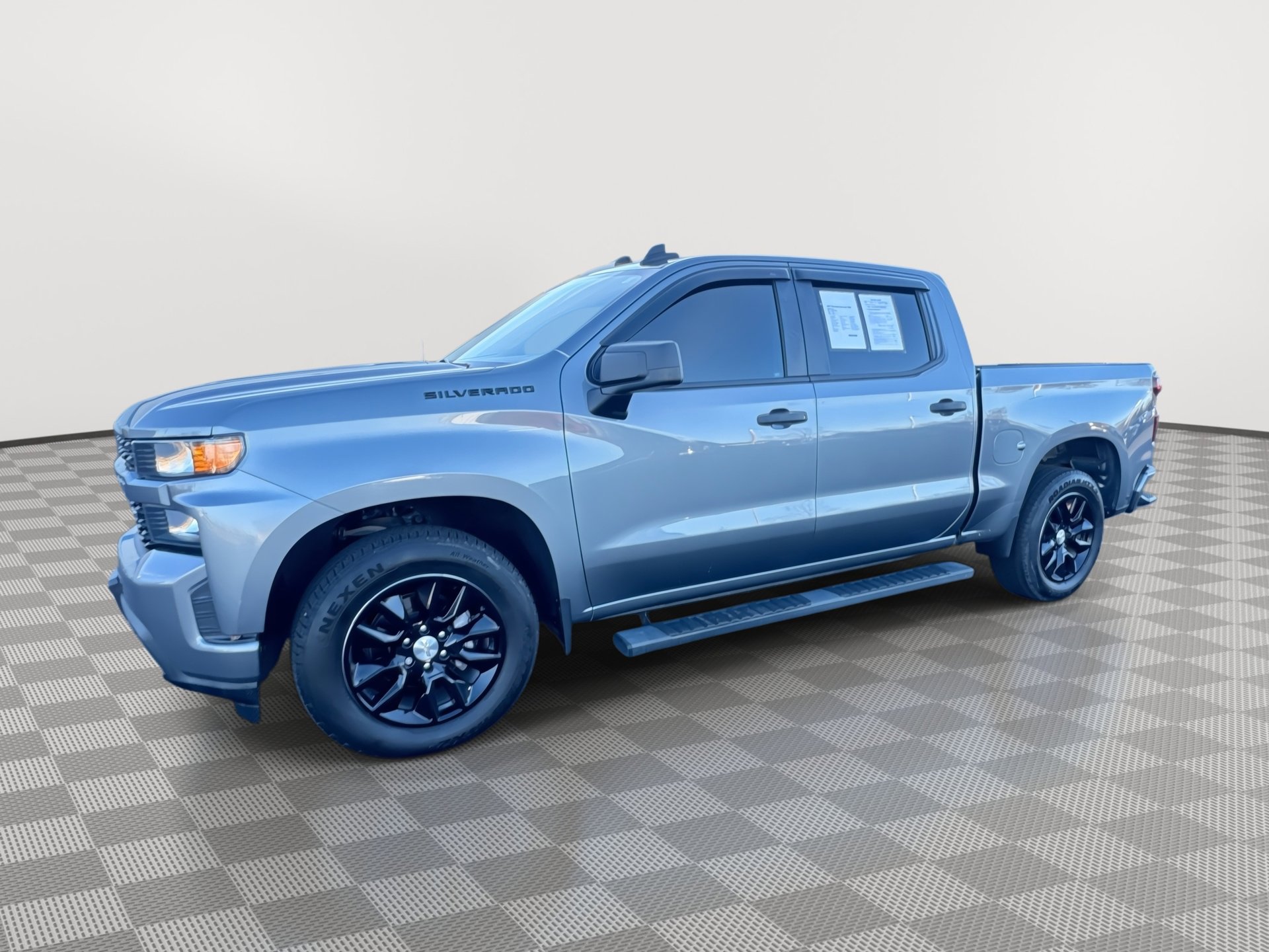 2021 Chevrolet Silverado Base's photo
