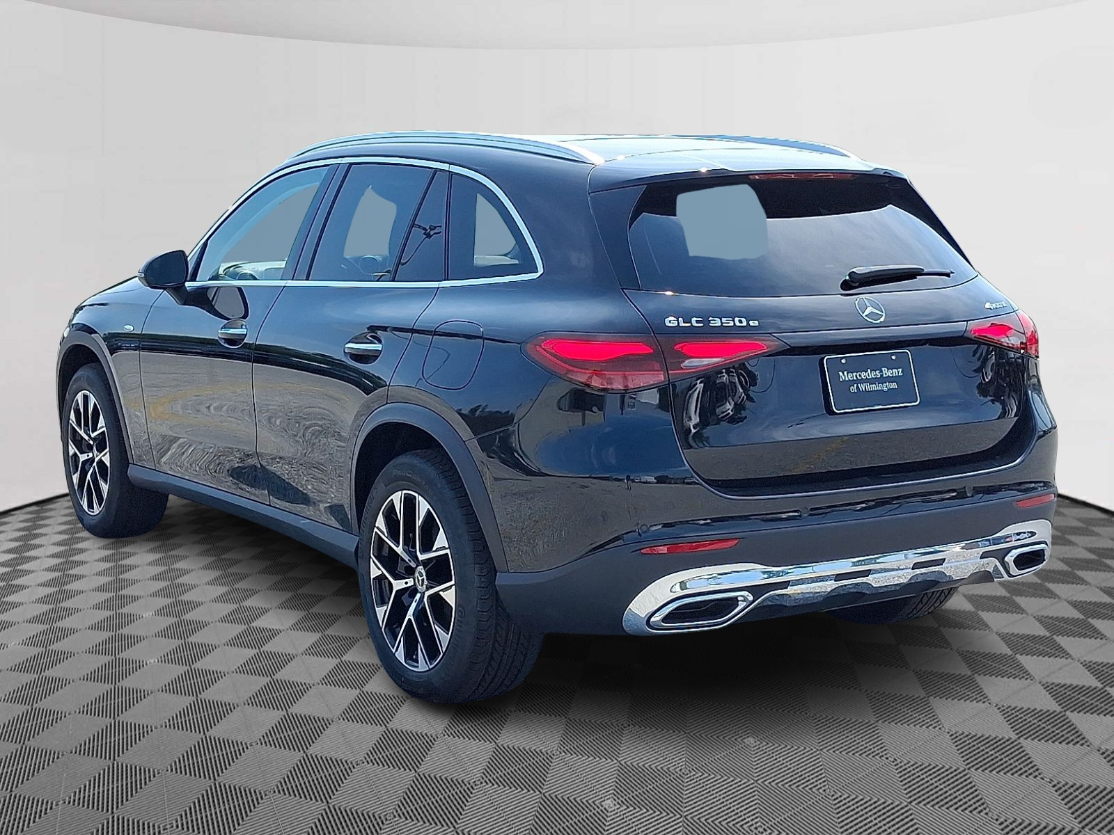 2025 Mercedes Benz GLC 350e 4MATIC photo 4