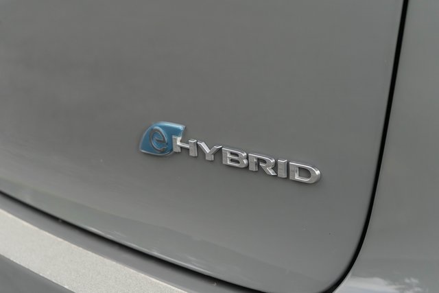 2023 Chrysler Pacifica Hybrid Touring L photo 12