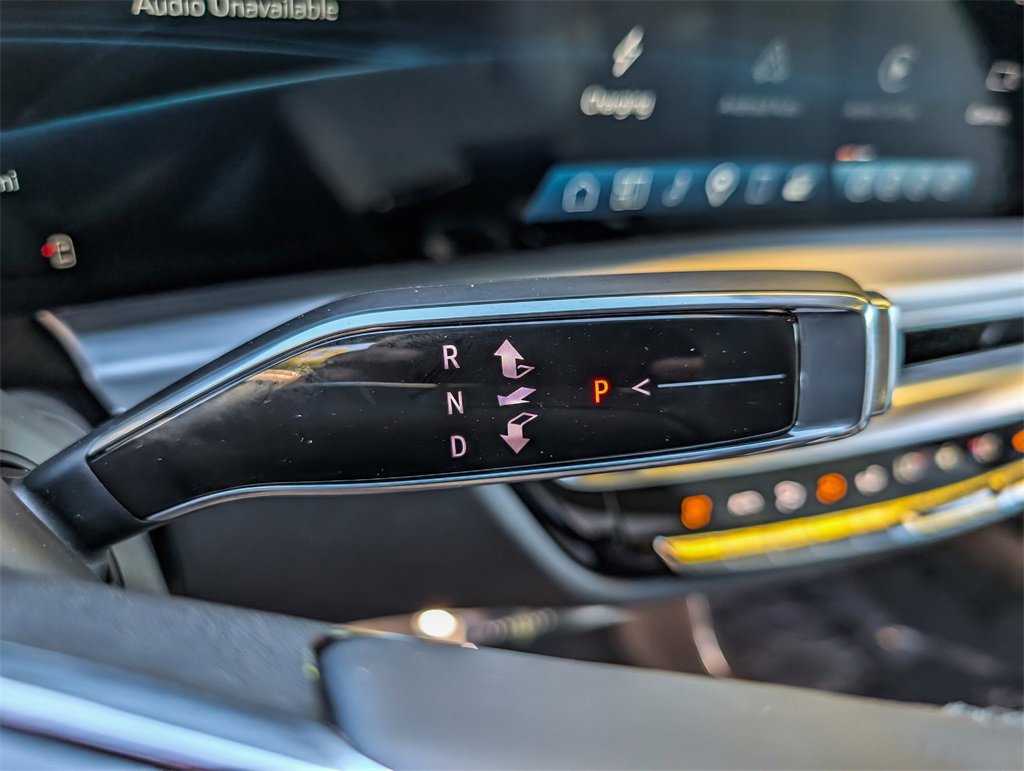 2026 Cadillac Lyriq Luxury photo 26