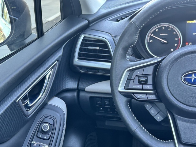 2022 Subaru Forester Limited photo 13