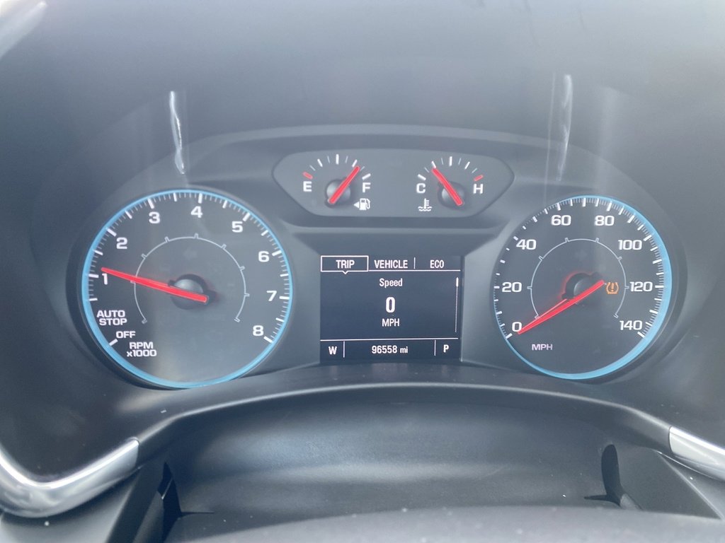2020 Chevrolet Equinox LS photo 11