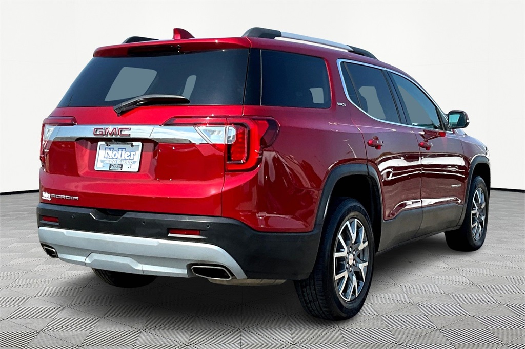 2023 Gmc Acadia SLT photo 2