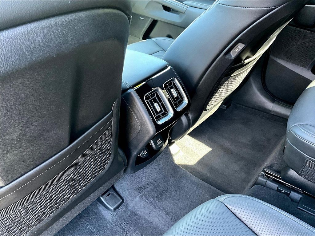 2024 Kia Sorento X-Line SX Prestige photo 22