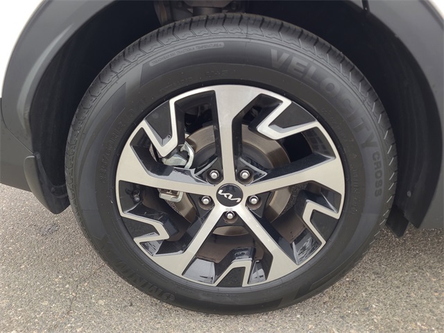 2024 Kia Sportage EX photo 6