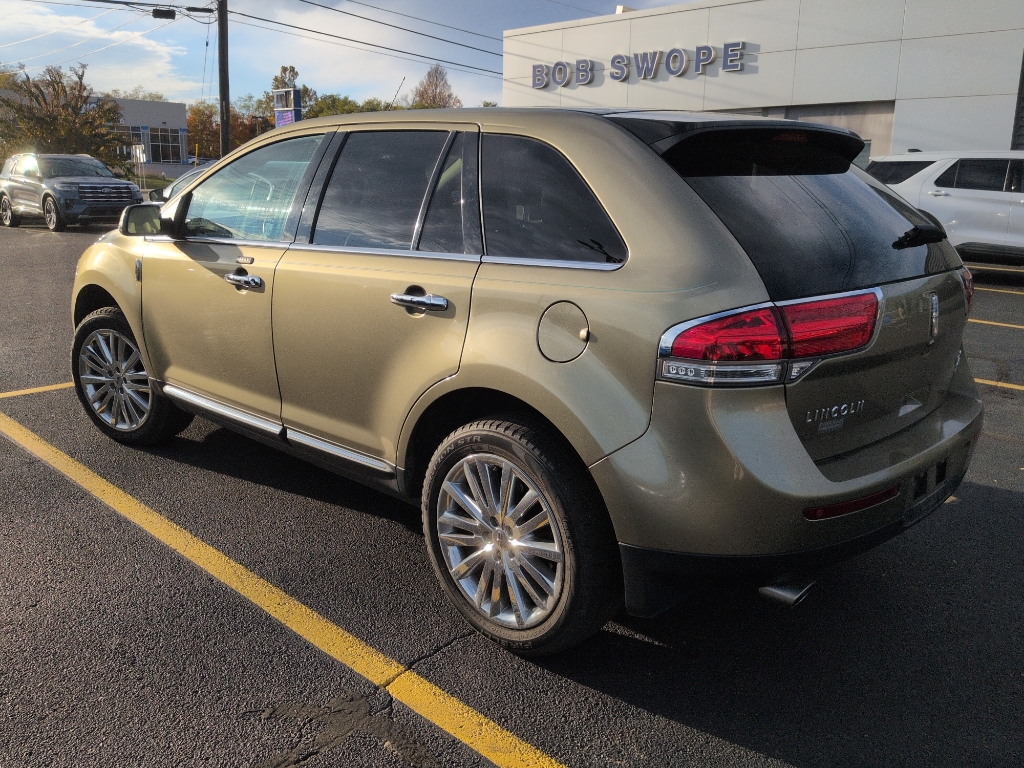 2013 Lincoln MKX photo 4
