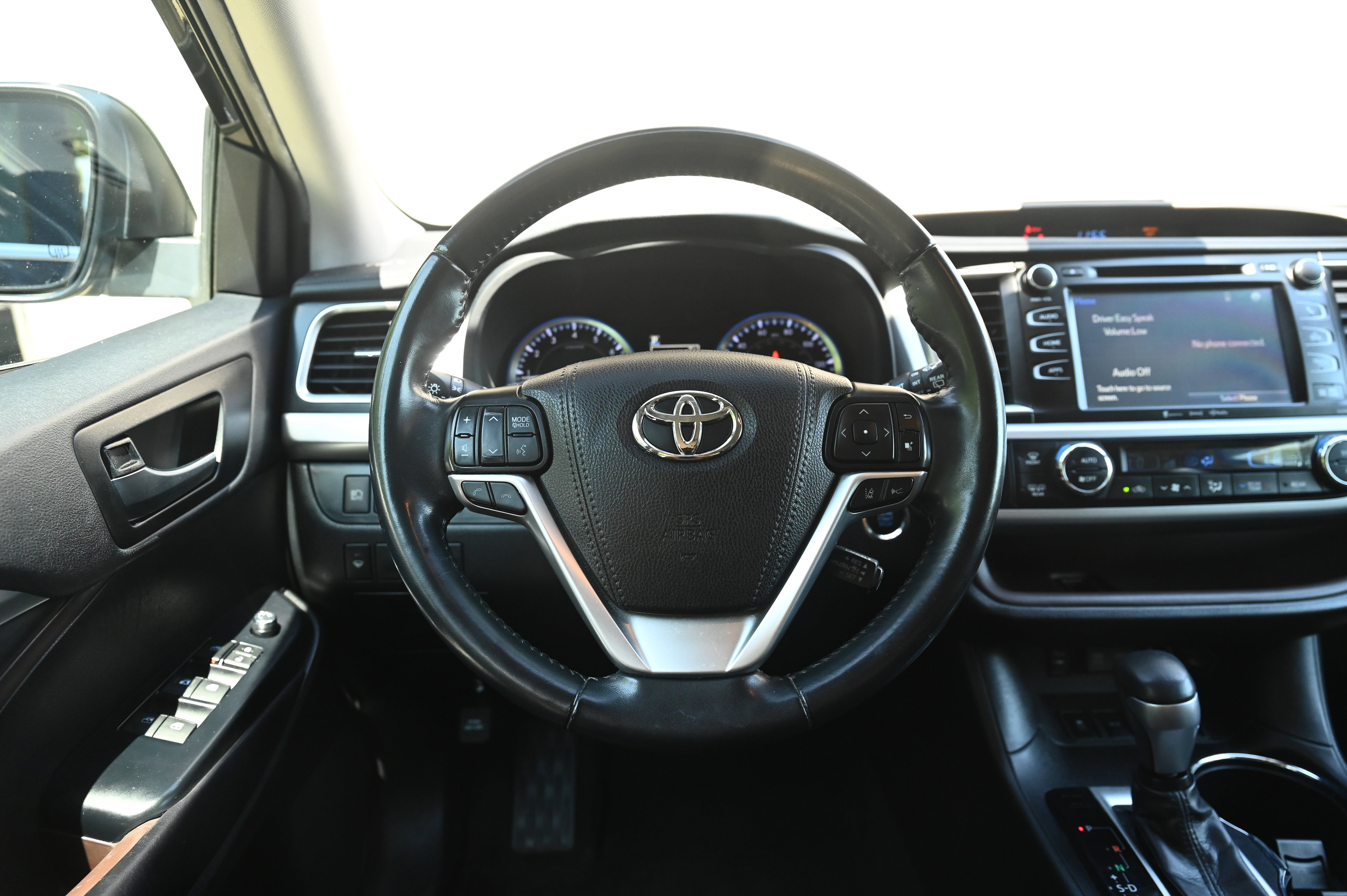 2019 Toyota Highlander XLE photo 38