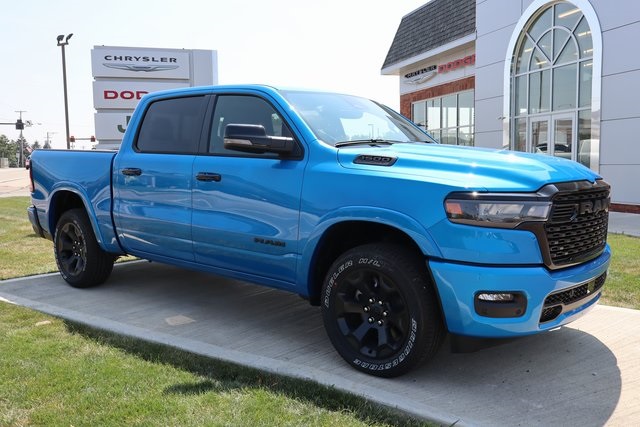 2026 Ram 1500 Big Horn Night Edition photo 3