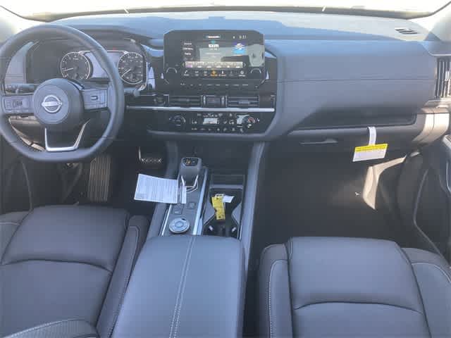 2025 Nissan Pathfinder SL photo 14