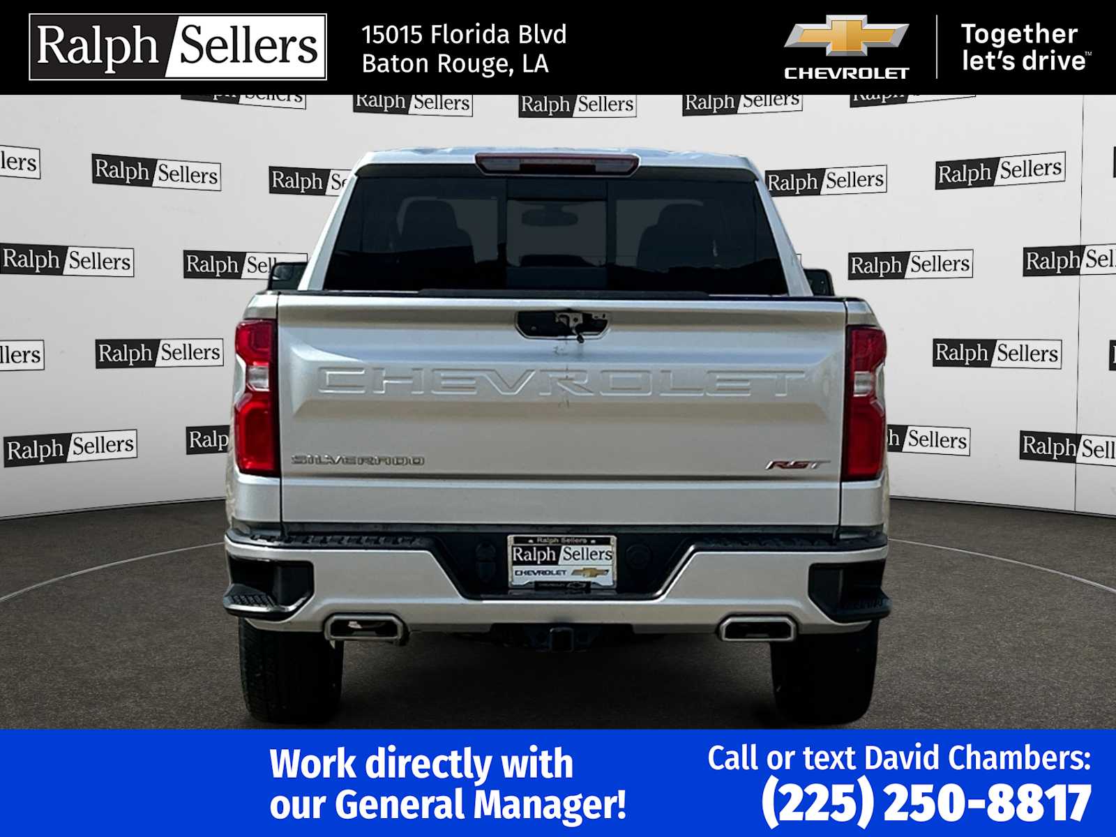 2021 Chevrolet Silverado 1500 RST photo 3