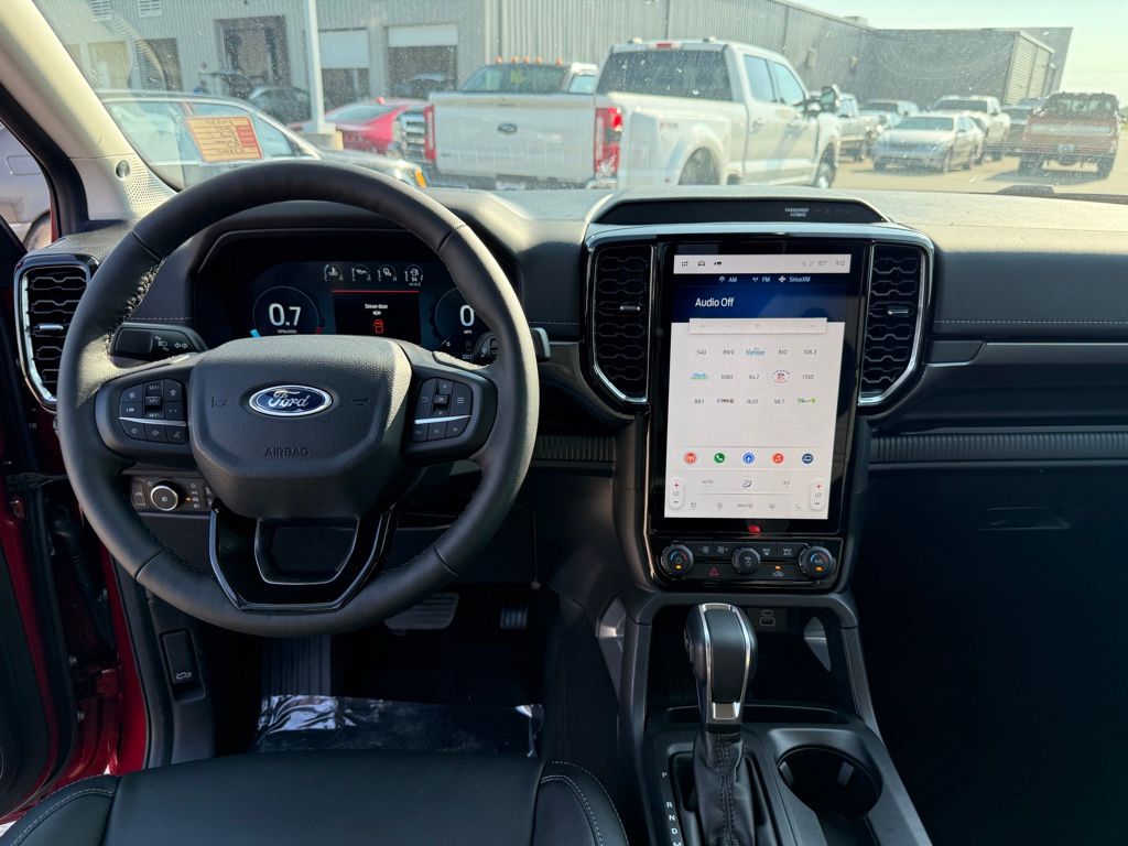 2025 Ford Ranger Lariat photo 13