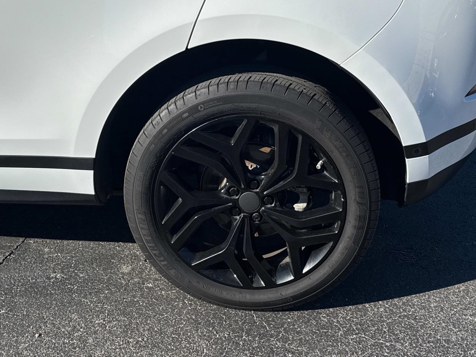 2020 Land Rover Range Rover Evoque SE photo 3