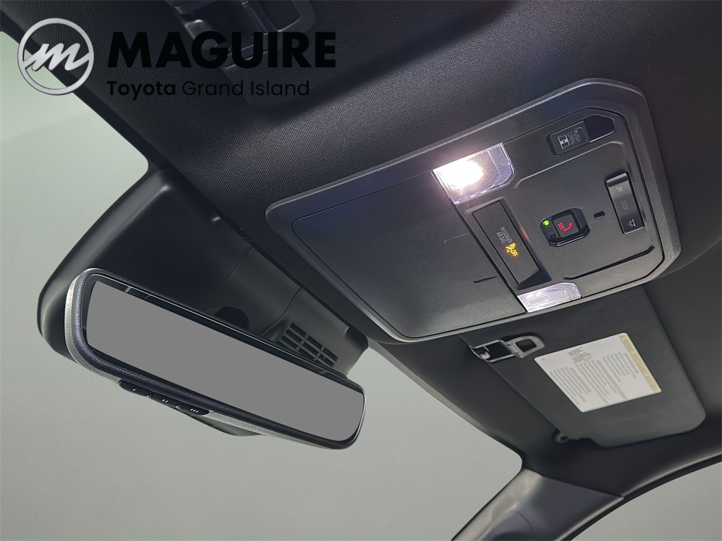 2025 Toyota Tacoma SR5 photo 4