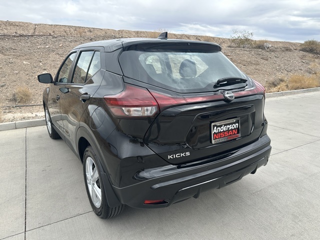2025 Nissan Kicks Play S photo 8