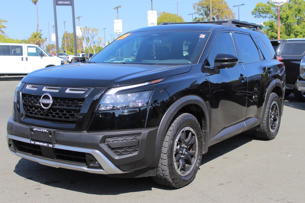 2023 Nissan Pathfinder Rock Creek photo 2