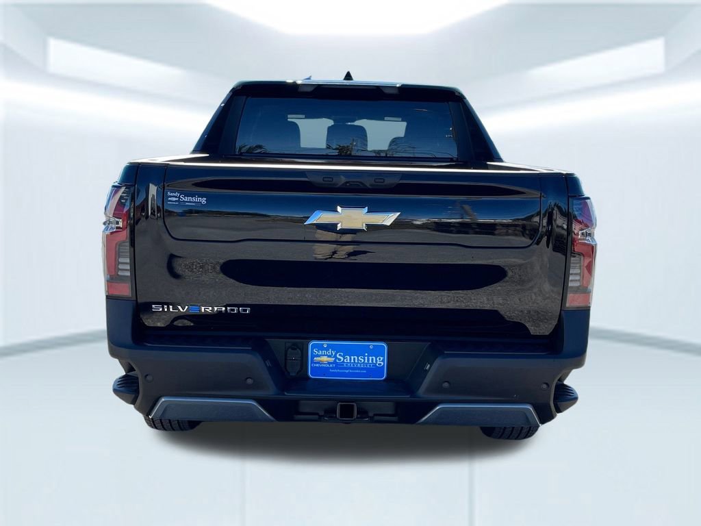 2025 Chevrolet Silverado EV LT photo 4
