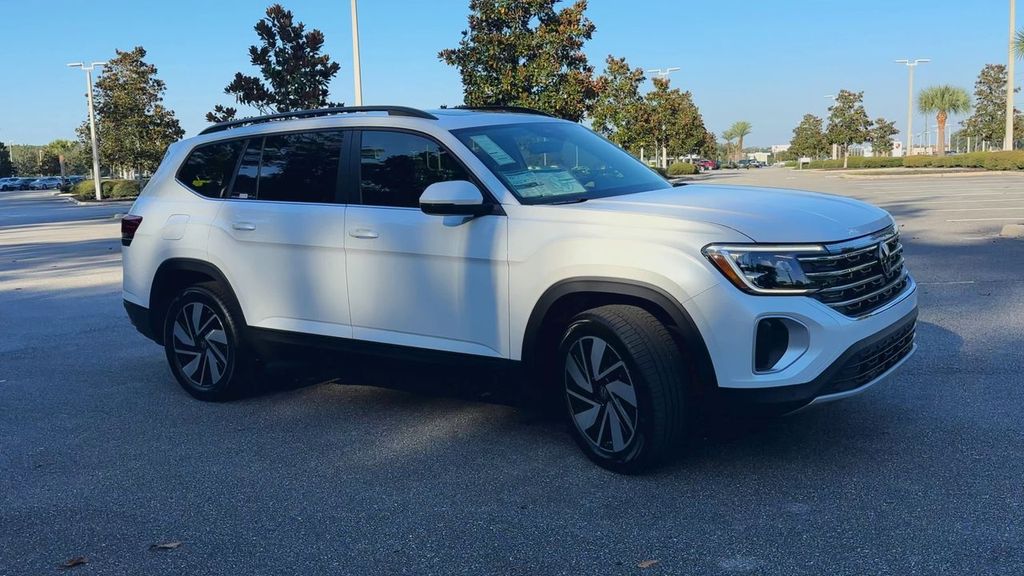 2026 Volkswagen Atlas SE Technology photo 2
