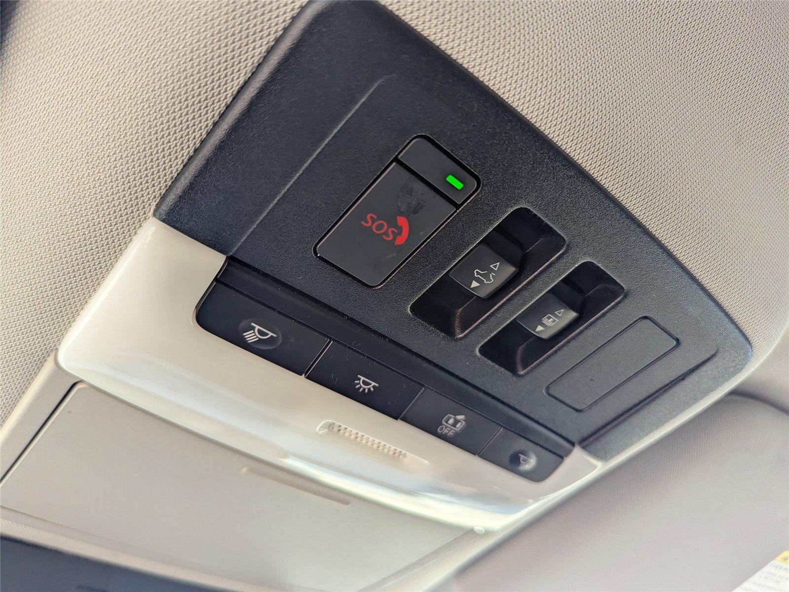2022 Nissan Pathfinder Platinum photo 26