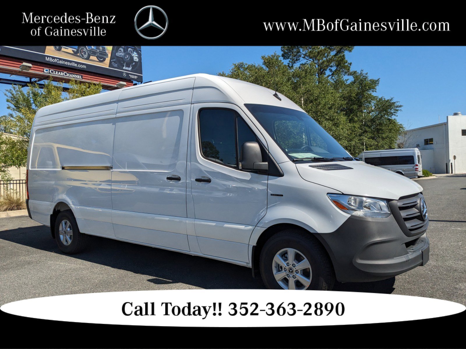 New 2024 Mercedes-Benz eSprinter Cargo Van Cargo 170 WB Van in 