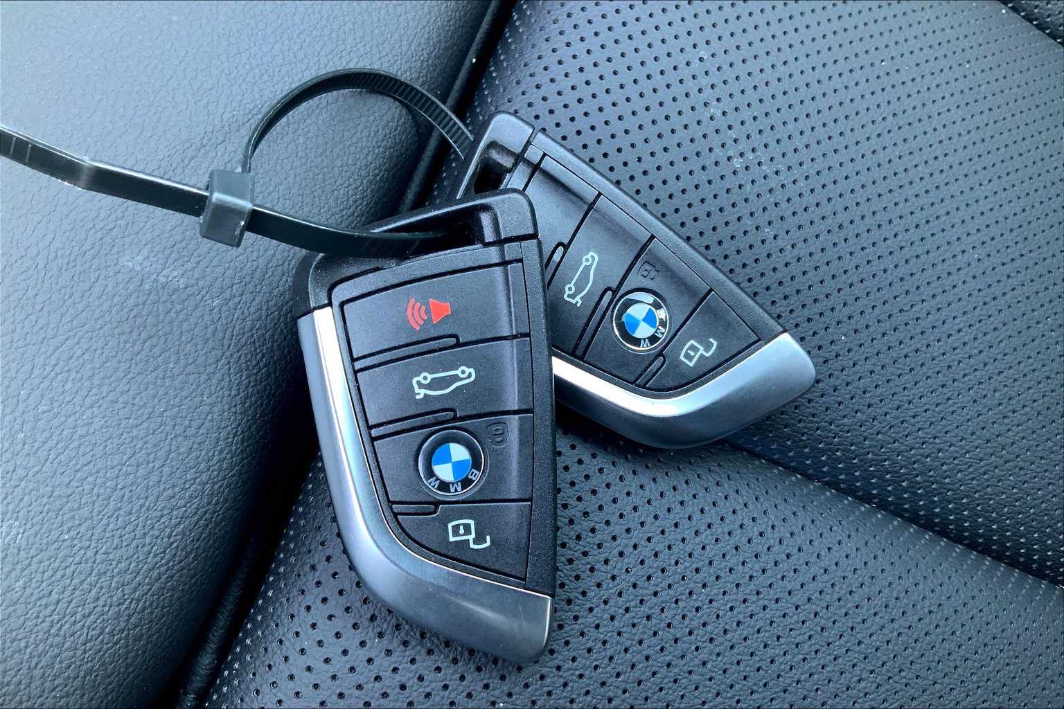 2025 Bmw 330i photo 13