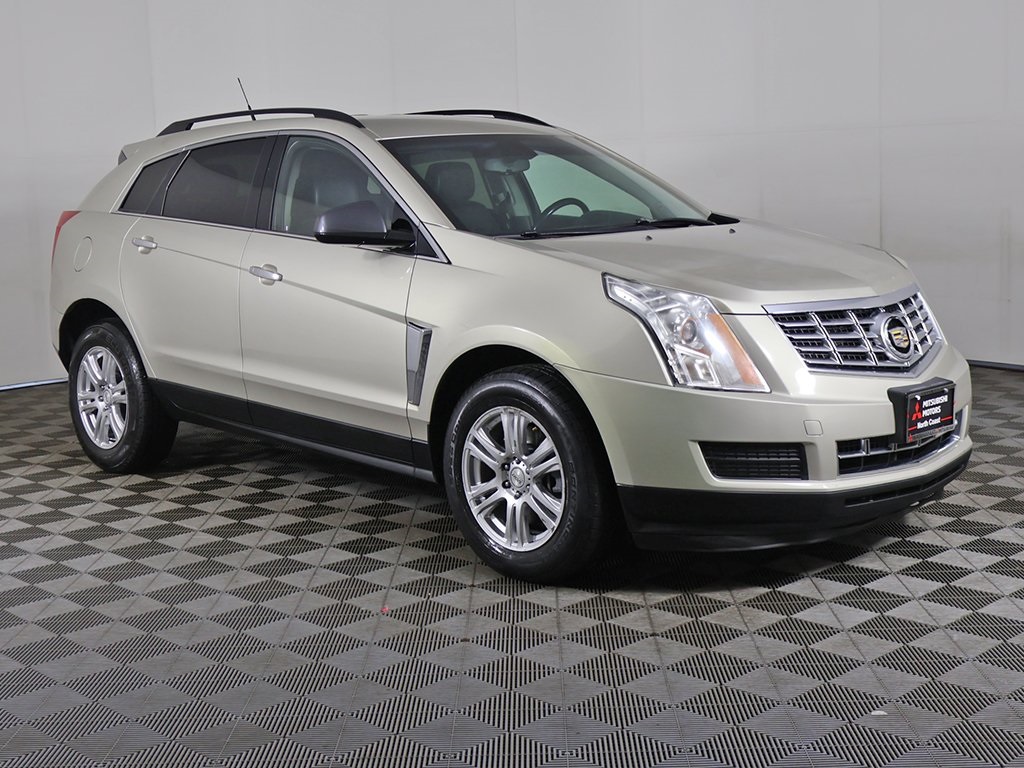 Used 2014 Cadillac SRX Base with VIN 3GYFNAE30ES562091 for sale in Akron, OH