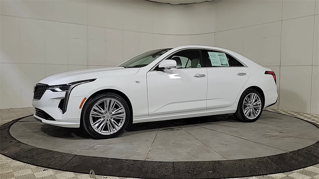 2024 CADILLAC CT4 - Image 3