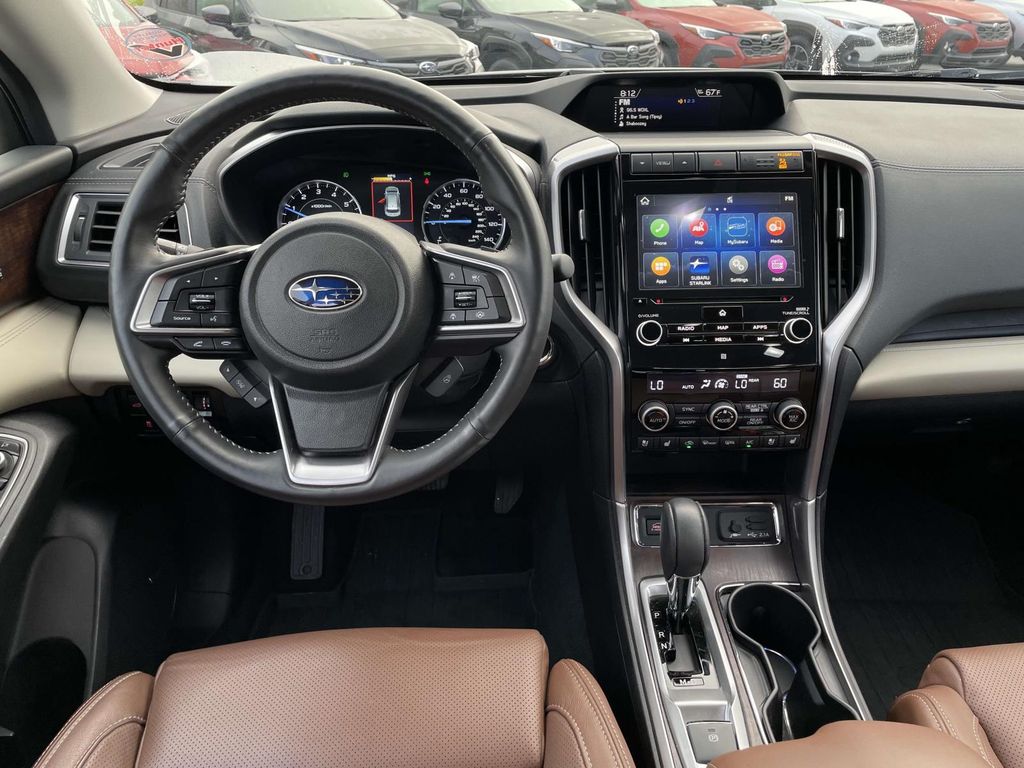 2022 Subaru Ascent Touring photo 3