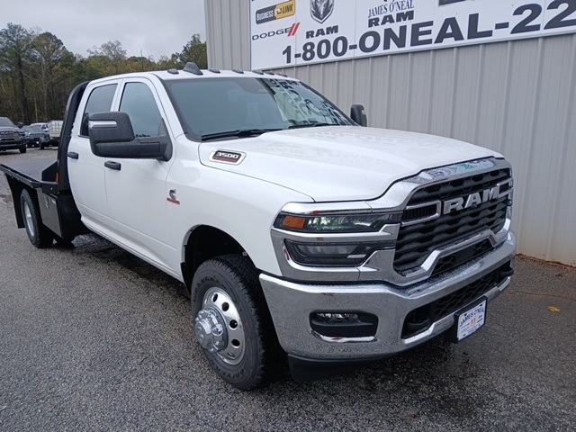 2026 RAM Ram 3500 Chassis Cab Tradesman's photo