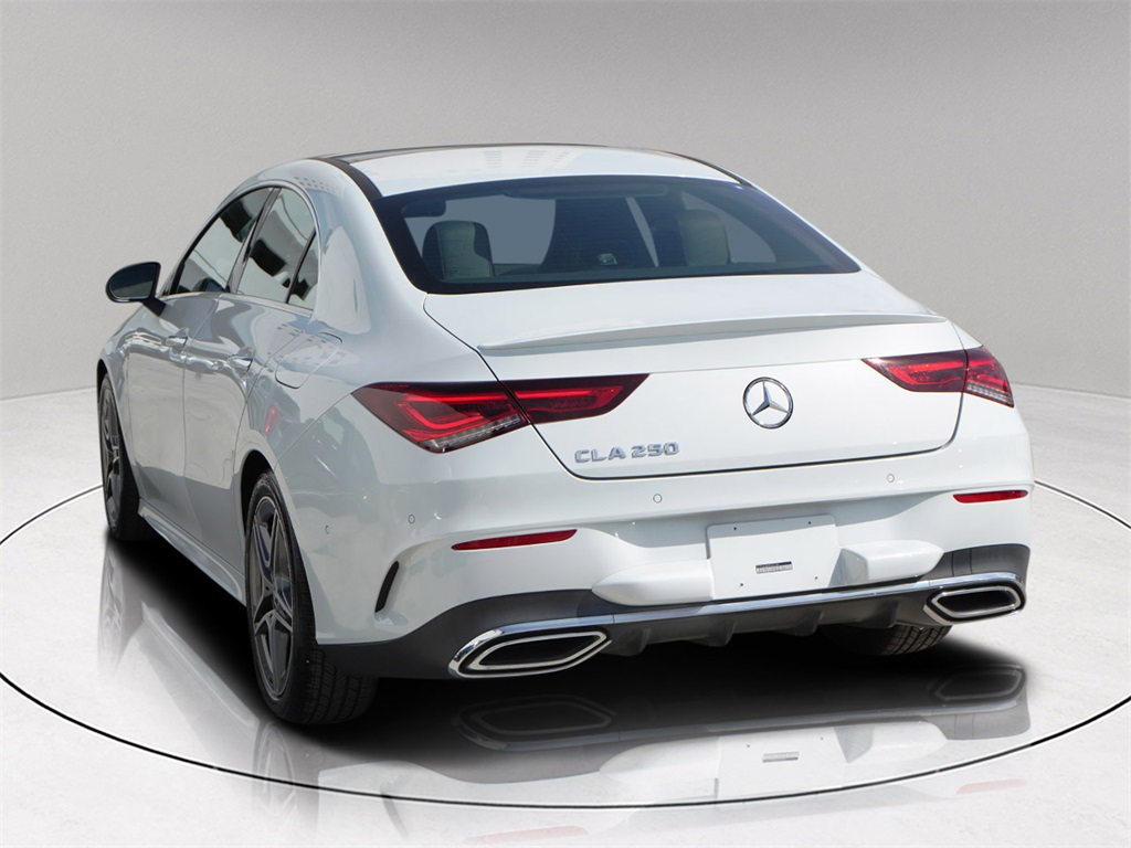2023 Mercedes Benz CLA 250 photo 4