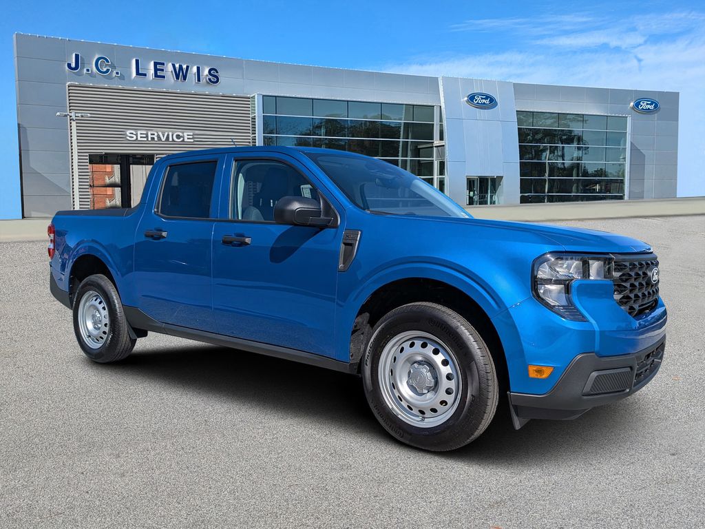 2025 Ford Maverick XL's photo