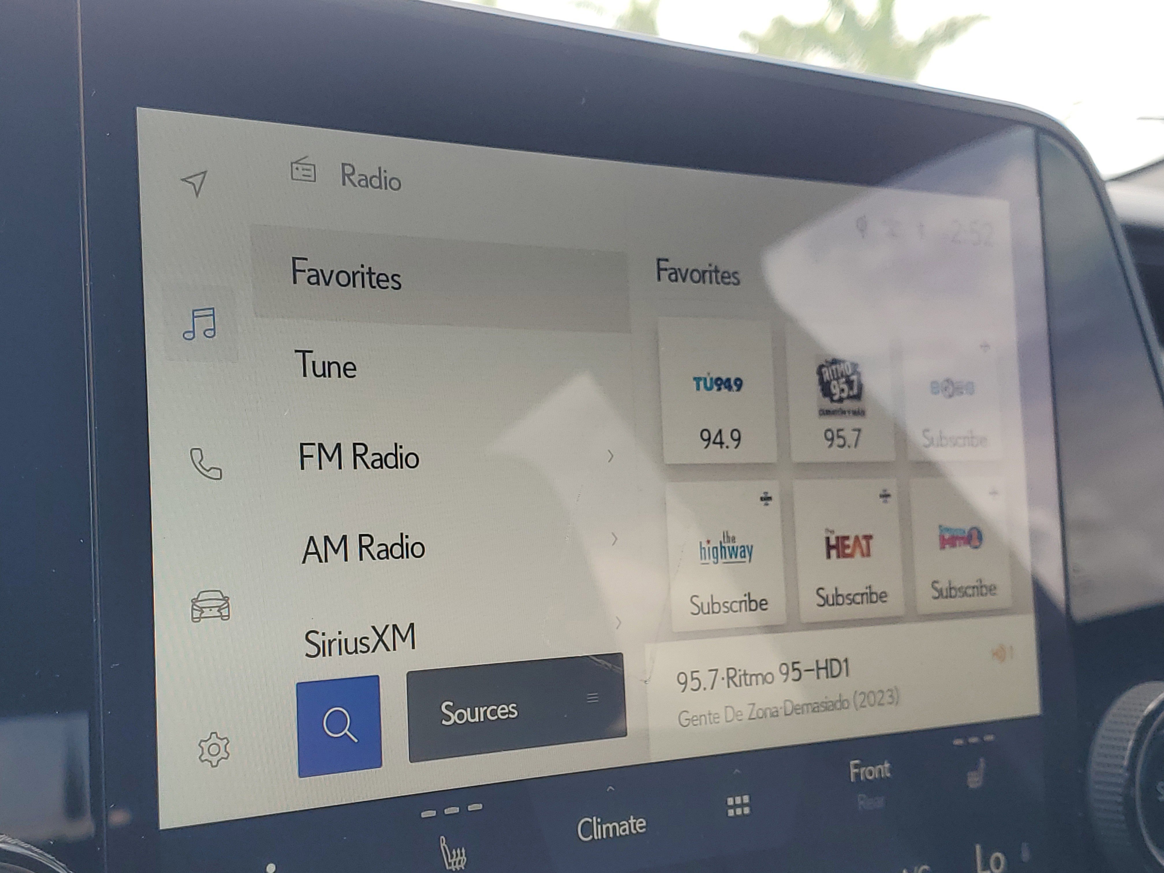 2024 Lexus RX 350 Premium photo 9