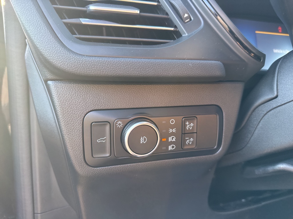 2023 Ford Escape ST-Line Select photo 6