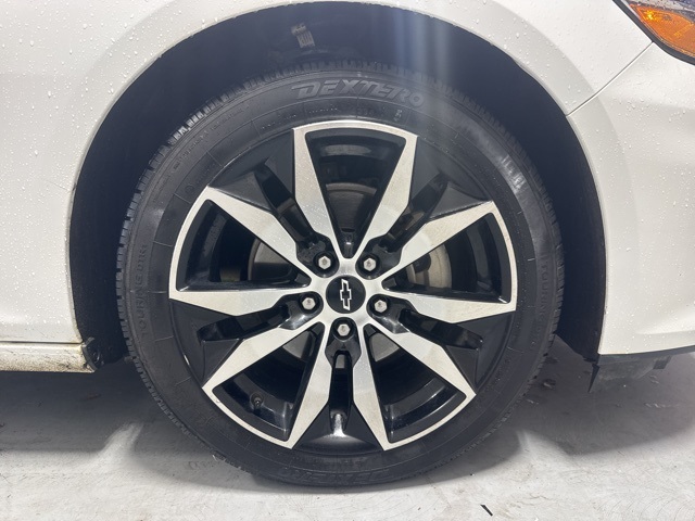 2022 Chevrolet Malibu RS photo 4