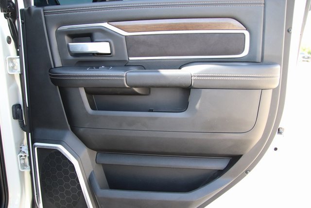 2023 Ram 2500 Laramie photo 26