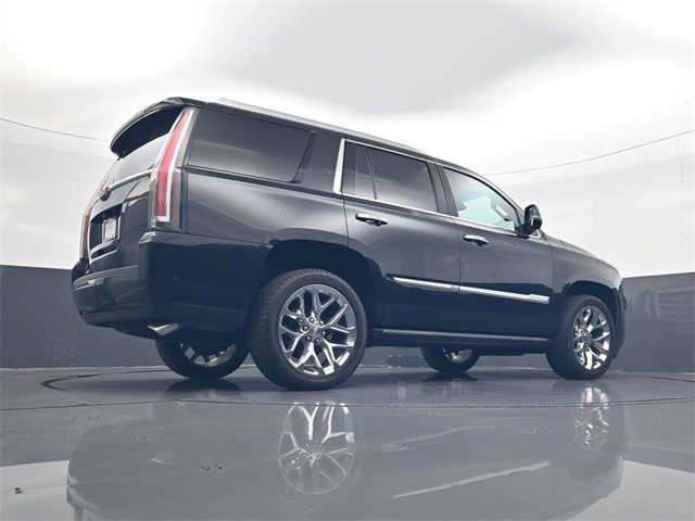 2019 Cadillac Escalade Platinum photo 25
