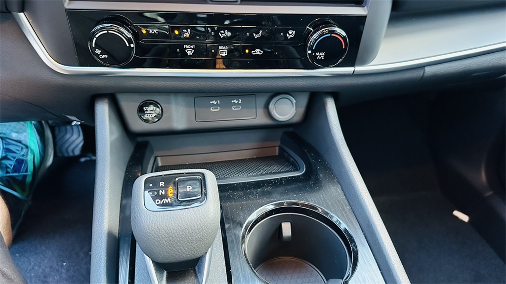 2026 Nissan Rogue S photo 22