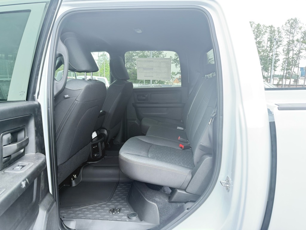 2025 Ram 2500 Tradesman photo 5