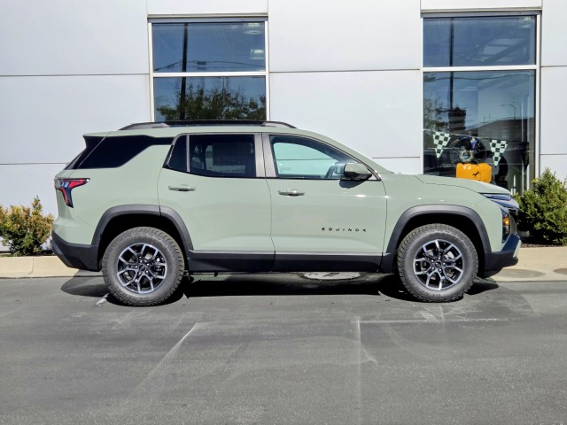 2026 Chevrolet Equinox ACTIV photo 3