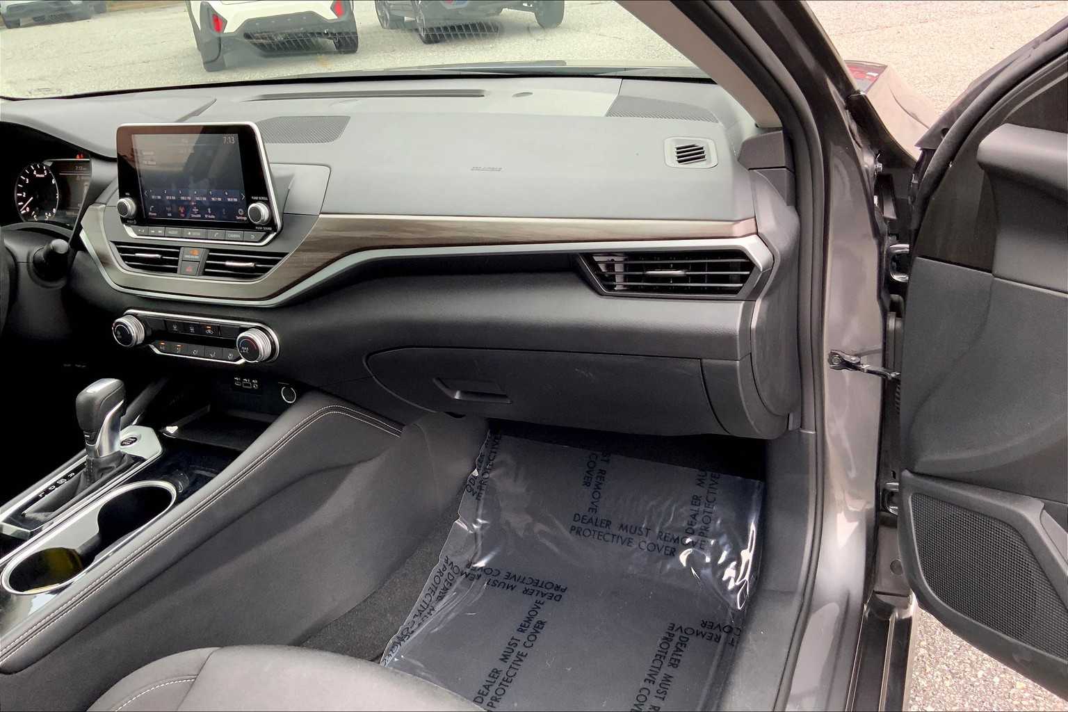2023 Nissan Altima 2.5 SV photo 16