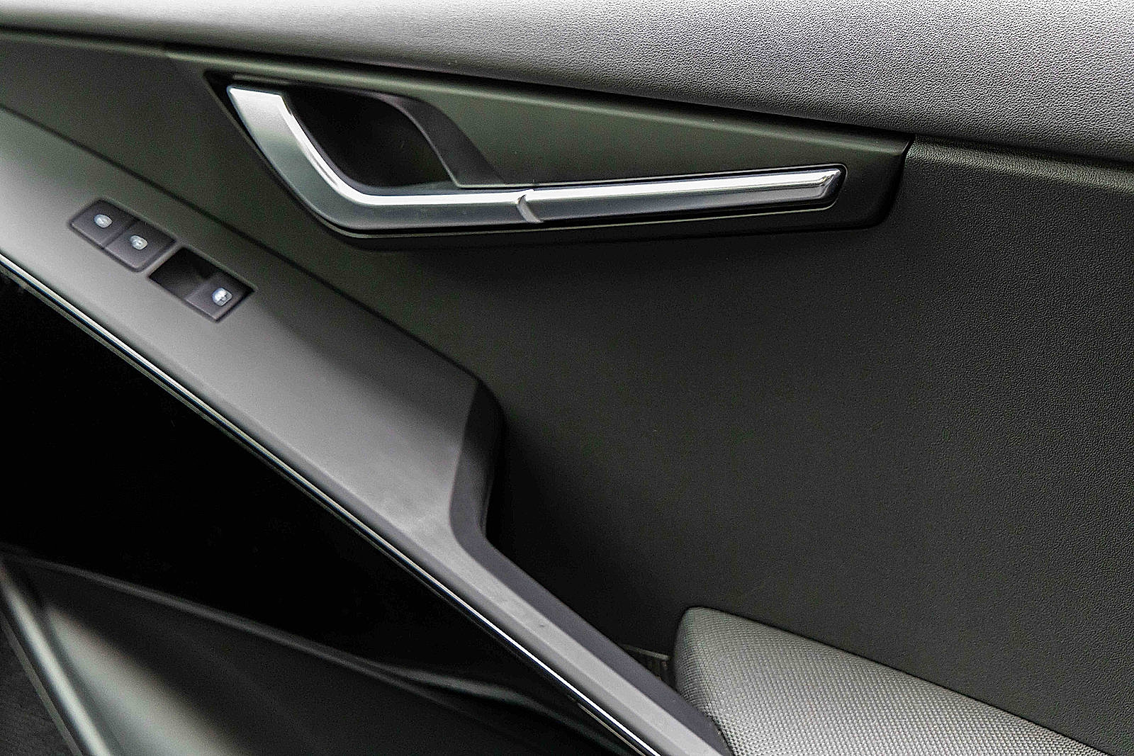 2023 Kia Niro Plug-In Hybrid SX Touring photo 15