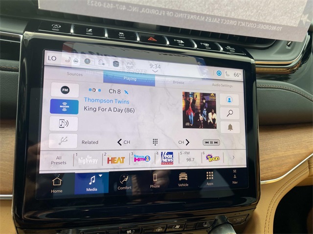 2025 Jeep Grand Cherokee L Summit Reserve photo 22