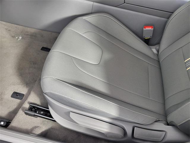2025 Hyundai Elantra Hybrid Blue photo 10