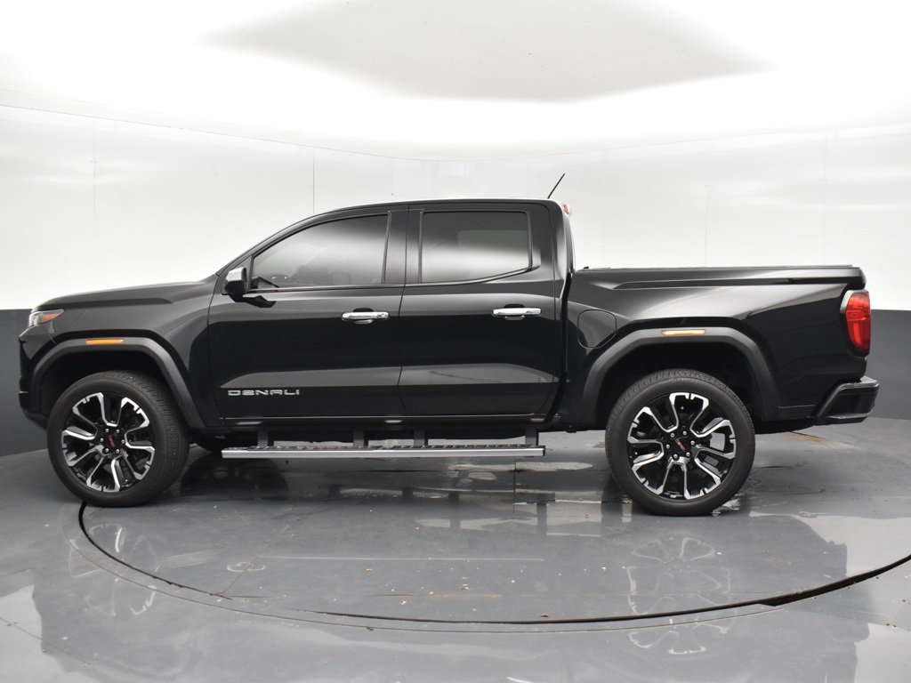 2024 Gmc Canyon Denali photo 10