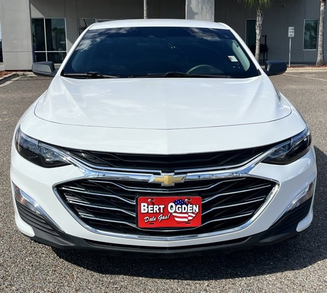 2023 Chevrolet Malibu LS photo 2