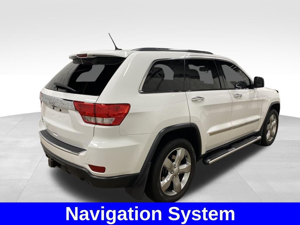 2013 Jeep Grand Cherokee Overland photo 4