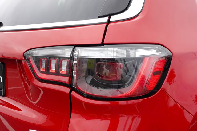 2024 Jeep Compass Latitude photo 4