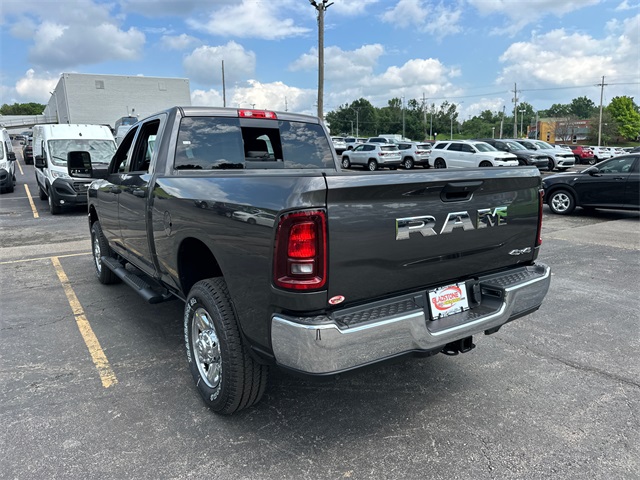 2025 Ram 2500 Tradesman photo 7