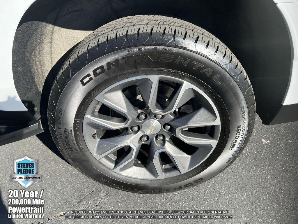 2022 Chevrolet Suburban LT photo 37