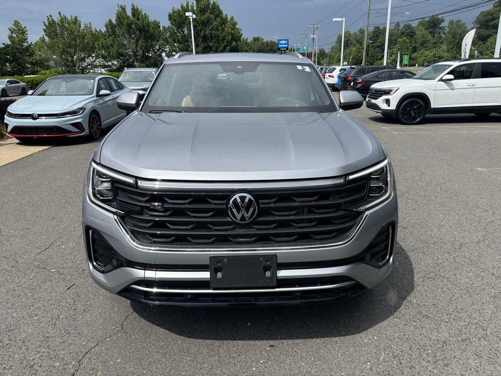 2024 Volkswagen Atlas Cross Sport SEL R-Line photo 7